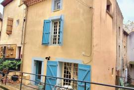 Super Cute Village House With 60 M2 Of Living Space In A Lively Village By The River.