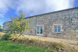 Detached Country House with Outbuilding