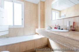 4 Bedrooms - Apartment - Tenerife - For Sale