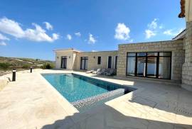 3 Bedroom Bungalow Plus Studio - Tsada Area, Paphos
