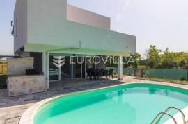 Zadar, Suhovare, modern villa in a quiet location