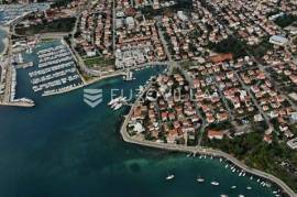 Zadar, Borik – House on a 692 m² Plot, 70m from the Sea