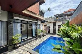 A Sophisticated Island Retreat in Kerobokan – Turnkey Leasehold 3-Bed Villa Surrounded by Dining, Shopping, and Bali’s Most Vibrant Lifestyle Destinations