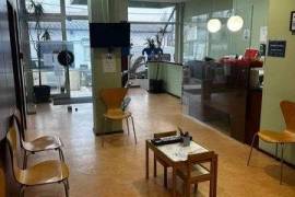 Loja / Estabelecimento Comercial em Pedroso e Seixezelo de 186,00 m²