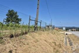 Terreno em Parceiros e Azoia de 2687,00 m²