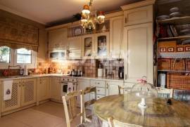 House 228 sq.m for sale