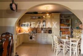 House 228 sq.m for sale