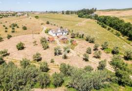 Farmhouse Alandroal Ferreira de Capelins
