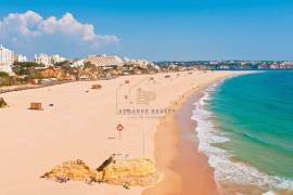 3 bedroom villa with patio and terrace