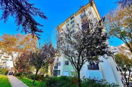 Fully renovated 2-bedroom apartment with 85m2 of gross area. Located on the fifth floor of a building with 2 elevators. Fully renovated 2-bedroom apartment with 85m2 of gross area. Located on the fifth floor of a building with 2 elevators.