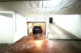 Bright 3-Bedroom Apartment with Balcony and Sea View – Sassoeiros, Carcavelos