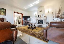 Prestigious 4+3 Bedroom Villa in Vila Nova – Cadaval