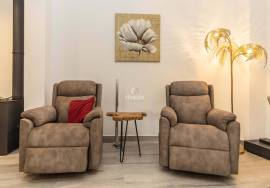 3 bedroom villa with pool and garden