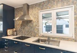 3 bedroom villa with pool and garden