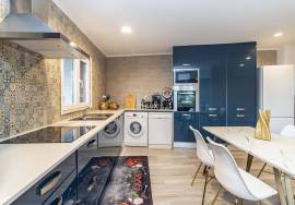 3 bedroom villa with pool and garden