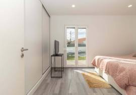 3 bedroom villa with pool and garden