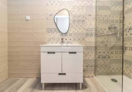 3 bedroom villa with pool and garden