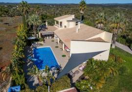 Superb country house for sale near Lagos Superb country house for sale near Lagos