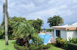 Exclusive Hillside Living With Stunning Ocean Views