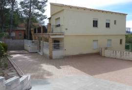 Excellent 6 Bed Villa For Sale in Valencia Excellent 6 Bed Villa For Sale in Valencia