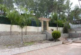 Excellent 6 Bed Villa For Sale in Valencia Excellent 6 Bed Villa For Sale in Valencia