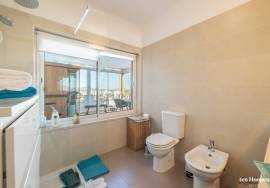 Exceptional 4 bedroom Penthouse apartment in Lagos with panoramic views.