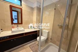 2 bedroom apartment in Vila Rosa Golf near Praia da Falésia and Marina in Vilamoura, Algarve