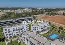 2 bedroom apartment in Vila Rosa Golf near Praia da Falésia and Marina in Vilamoura, Algarve