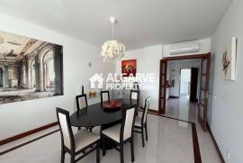 2 bedroom apartment in Vila Rosa Golf near Praia da Falésia and Marina in Vilamoura, Algarve