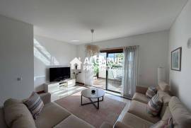 2 bedroom apartment in Vila Rosa Golf near Praia da Falésia and Marina in Vilamoura, Algarve