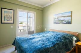 Tavira - Prime location 3-bedroom apartment with terrace and river views