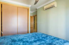 Tavira - Prime location 3-bedroom apartment with terrace and river views