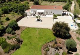 Silves – Beautifully fully renovated country villa on a large plot close to town