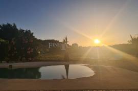 Silves – Beautifully fully renovated country villa on a large plot close to town