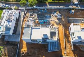 Vila Sol – new 4+1-bedroom modern villa with infinity pool and rooftop bar