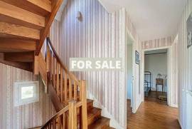 Town House in Popular Market Town Town House in Popular Market Town