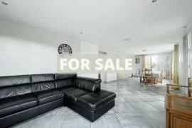 Detached Country House Close to the Coast Detached Country House Close to the Coast