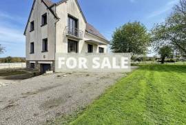 Detached Country House Close to the Coast Detached Country House Close to the Coast
