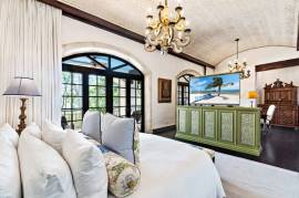 27 Cartagena: Unique Luxury Beachfront Home