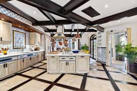 27 Cartagena: Unique Luxury Beachfront Home