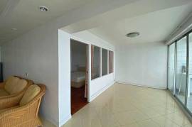 Milford Paradise: 3 Bedroom Beachfront Condo In Khao Tao Milford Paradise: 3 Bedroom Beachfront Condo In Khao Tao