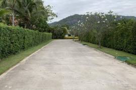 1 Rai of Land for Sale in Exclusive Estate 1 Rai of Land for Sale in Exclusive Estate