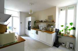 4 room, 104m2 House for sale in Laurens - 169 000 € * 4 room, 104m2 House for sale in Laurens - 169 000 € *