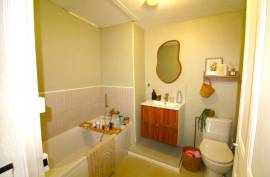 4 room, 104m2 House for sale in Laurens - 169 000 € * 4 room, 104m2 House for sale in Laurens - 169 000 € *