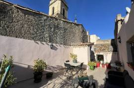 , 350m2 Investment property for sale in Pezenas - 682 000 € *