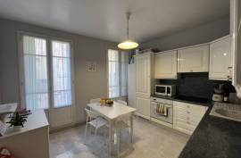 , 350m2 Investment property for sale in Pezenas - 682 000 € * , 350m2 Investment property for sale in Pezenas - 682 000 € *