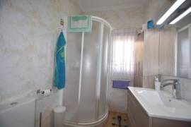 WONDERFUL 2 BEDROOM VILLA WITH POOL AND GARAGE