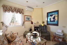 WONDERFUL 2 BEDROOM VILLA WITH POOL AND GARAGE