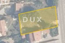 ISTRIA, POREČ - Bouwgrond, ideaal voor een gebouw!