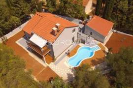 Dubrovnik area - Konavle, house with swimming pool